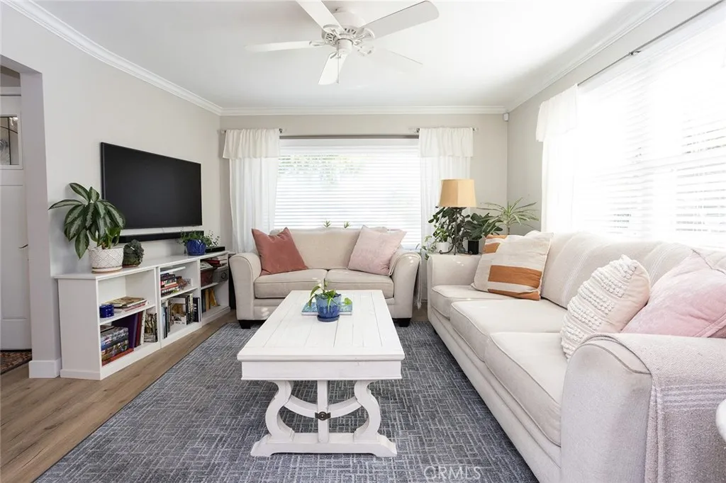 119 N Annin, Fullerton, California 92831 home-pic-10